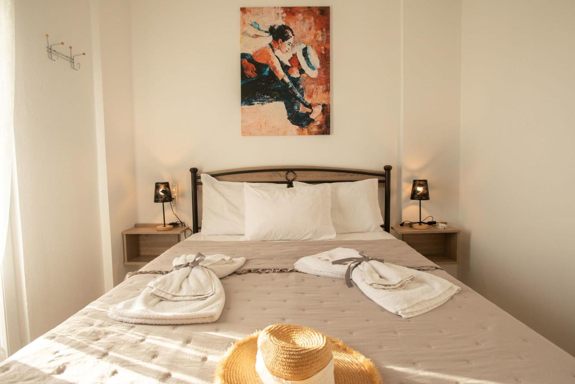 Afrathias Beachhouse - Cretan Hideaway Kalamaki  Buitenkant foto