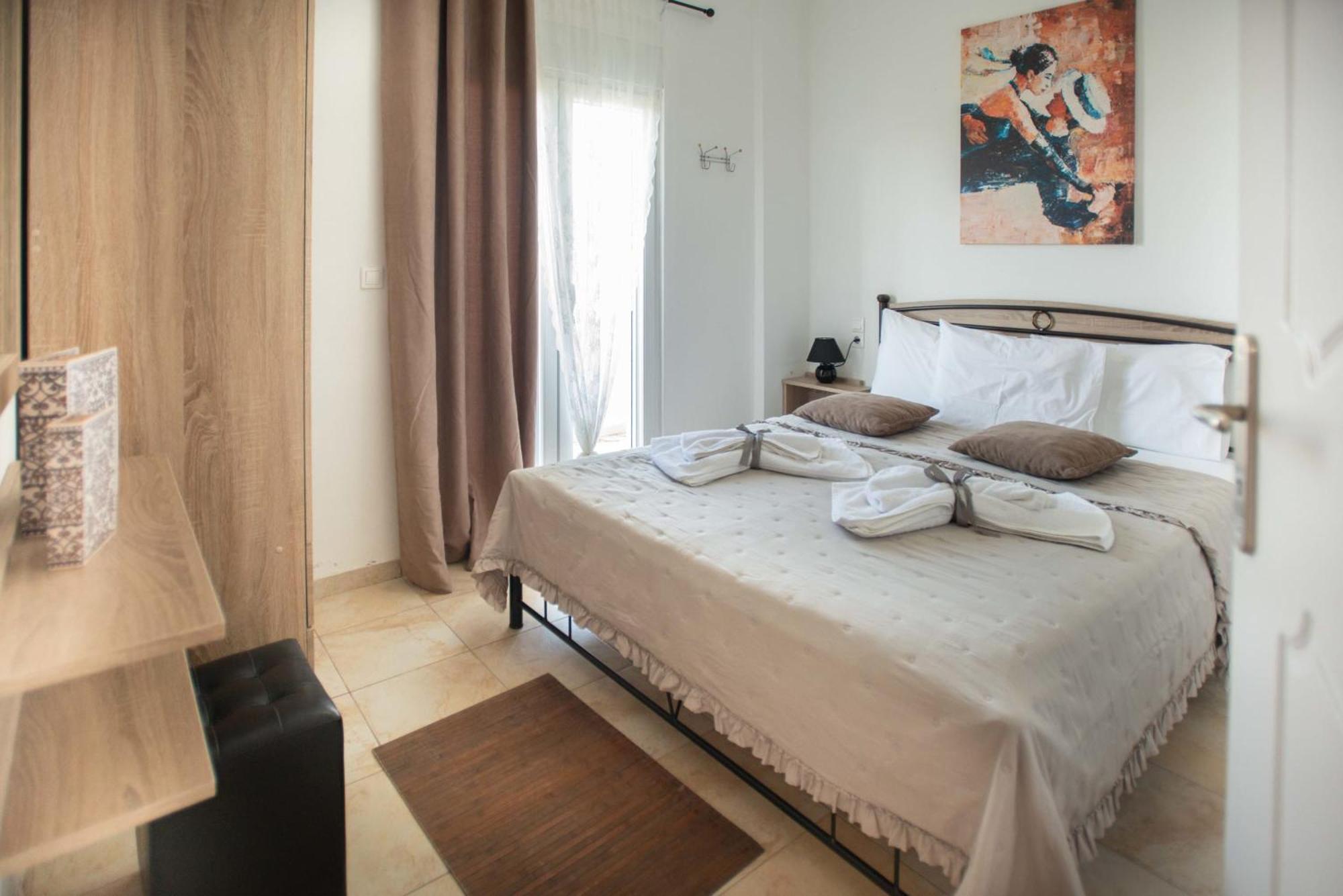 Afrathias Beachhouse - Cretan Hideaway Kalamaki  Buitenkant foto