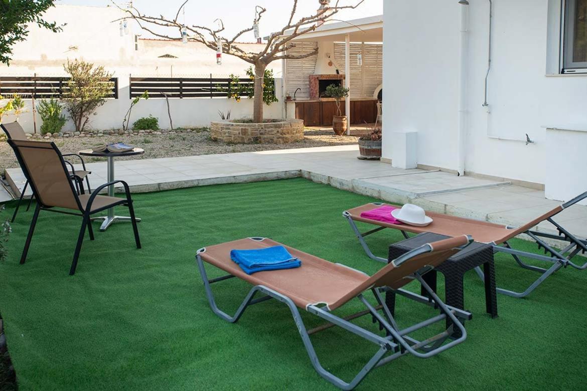 Afrathias Beachhouse - Cretan Hideaway Kalamaki  Buitenkant foto